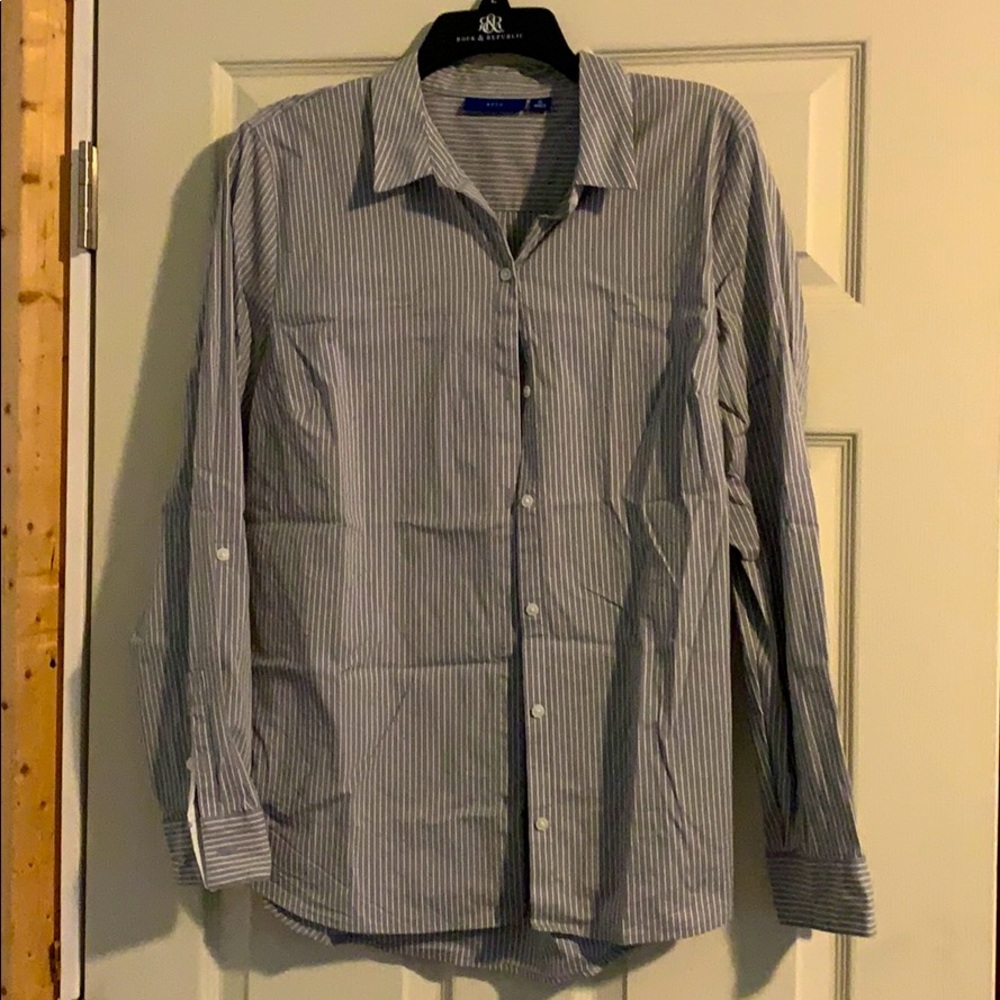 Apt 9 button up blouses